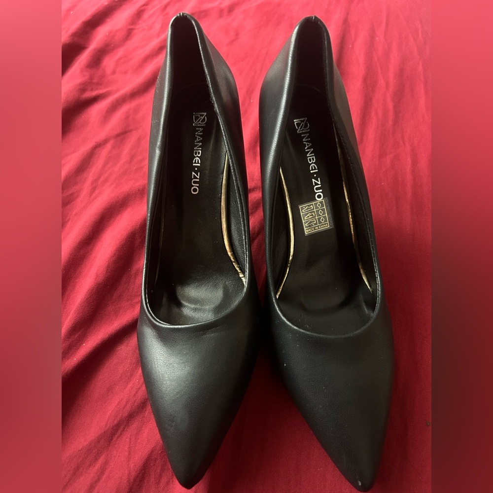 SHEIN Black Pointed Toe Heels